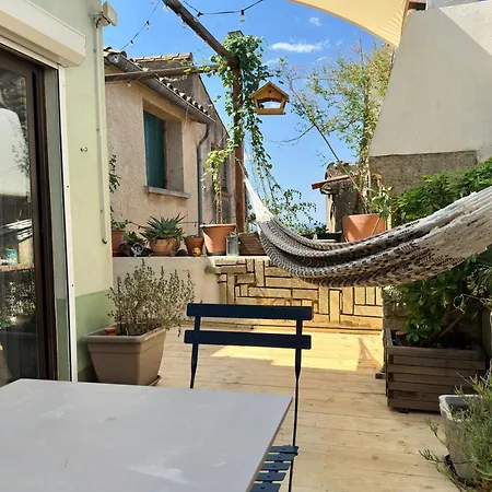 Appartamento Maison De Village Avec Terrasse Et Vue Panoramique - Le Carbet Gignac (Herault)